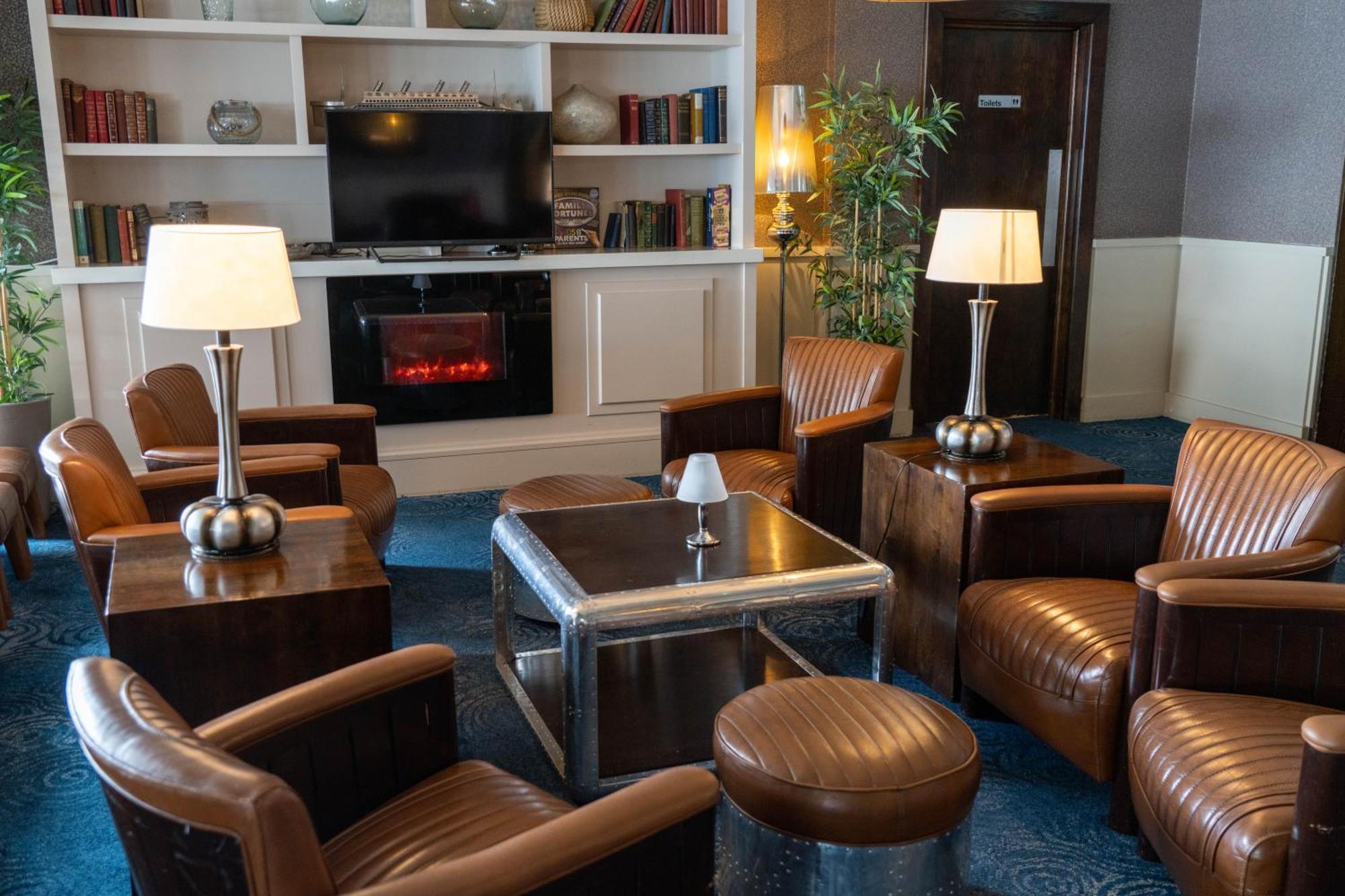 מוביל Redcastle Hotel מראה חיצוני תמונה